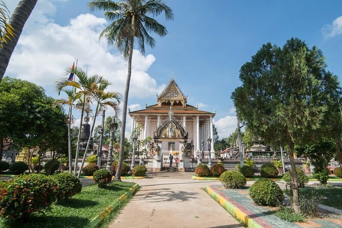 Full-Day Private Tour from Siem Reap to Battambang - Phnom Sampov and the Killing Caves