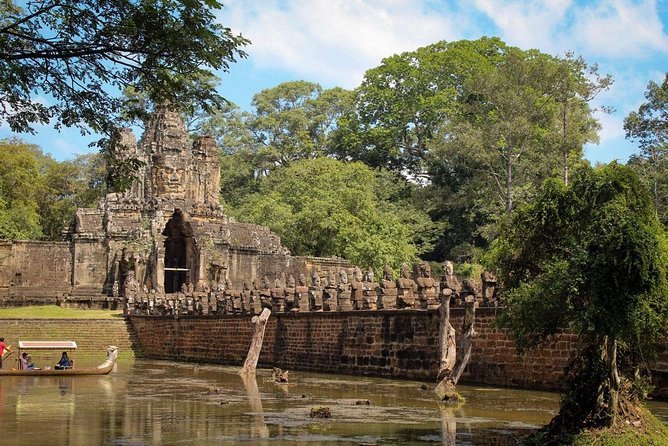 Full-day Private VIP Tour to Angkor Complex - Two small temples near the Victory Gate