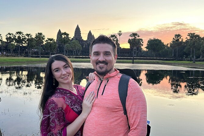 Full-Day Temples of Angkor Small Group Tour - Why the guide matters so much