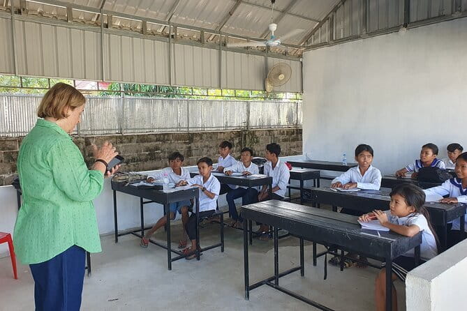Full Day Tour In Phnom Penh City - Wat Phnom and the story of Grandma Penh