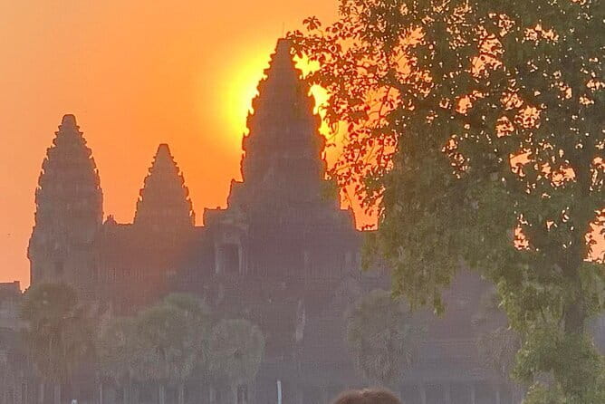 Golden Angkor Wat 2 Days Private Tour With Official Tour Guide - What makes this Angkor tour worth considering