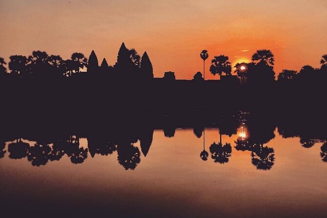 Golden Hours: Angkor wat sunrise photography tour with a pro! - Breakfast before Bayon
