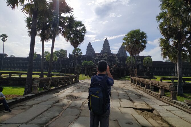 Half Day Angkor Wat Tour - Three hours inside the world of Angkor Wat