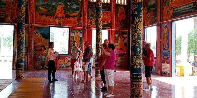 Half Day City Tour - Phsar Leu market and the coffee break