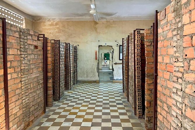 Half-Day Phnom Penh City Tours - Choosing between Phnom Penh’s two half-day routes