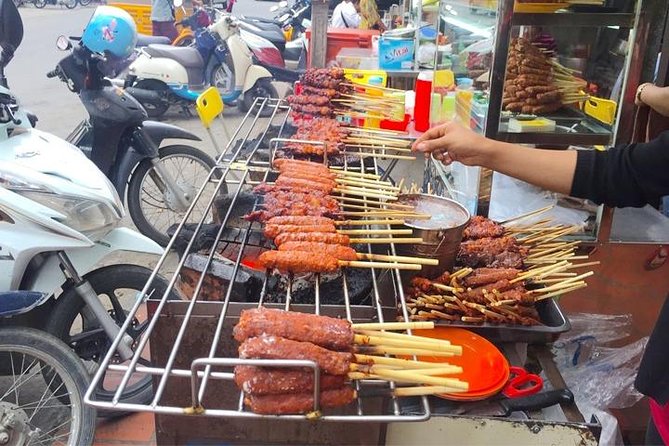 Half Day - Phnom Penh Food Tour - Starting at 4 pm, when Phnom Penh begins to change