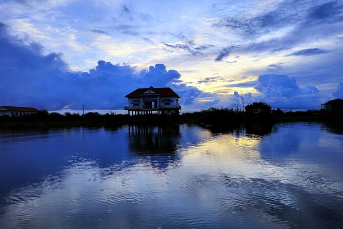 Half-Day Private Sunset Tour In Kampong Phluk From Siem Reap - Seeing Kampong Phluk from the water
