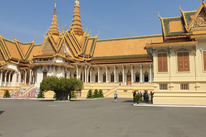 Half-Day Royal Palace, Wat Phnom & Independence Monument Tour - Timing, group size, and practical limits