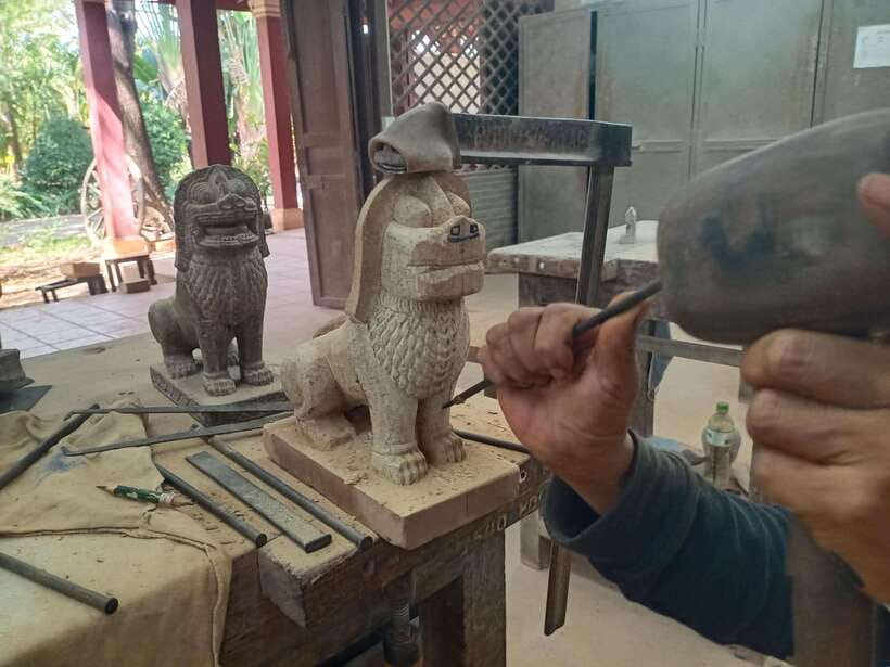 Half-Day: Silk Farm, Senteur Angkor, and Satcha Workshop - Satcha Handicraft Center: six workshops under one roof