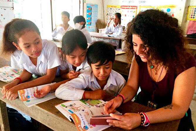 Half Day Silk Island Cruise and Tours with English speaking guide - Is $75 a fair price?