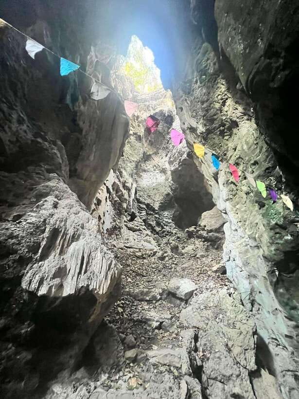 Half-day swing bridge, bamboo train, batcave & Killing cave - The $13 price and the extra costs