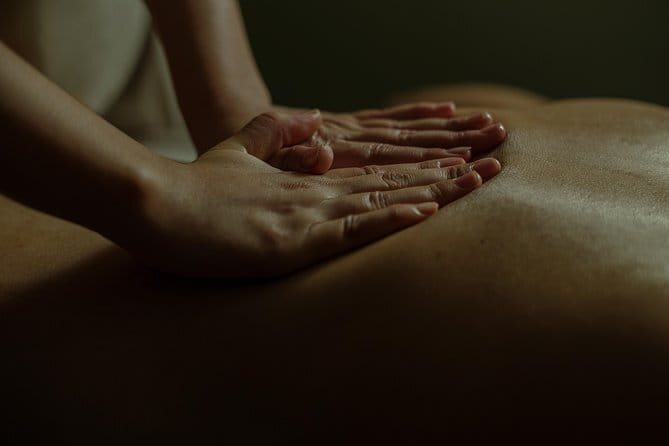 Head, Back and Shoulder Massage in Phnom Penh - A Phnom Penh massage built around tired sightseeing muscles
