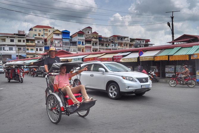 Hidden Phnom Penh City Tour, Royal Palace, Wat Phnom - Wat Phnom and the city’s founding story