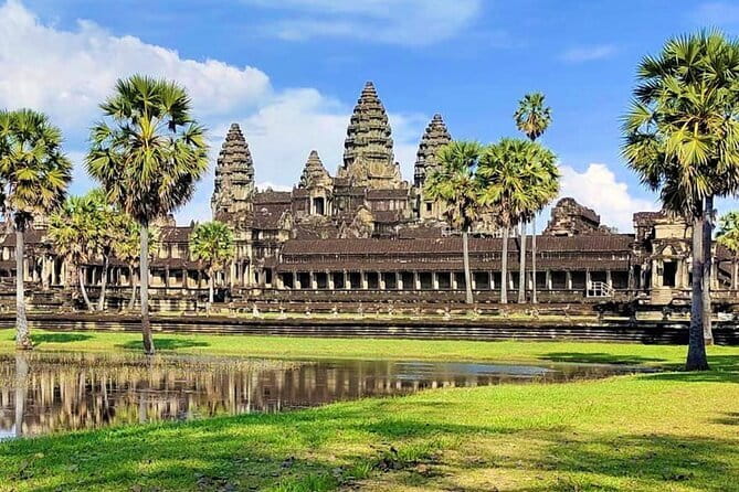 Highlight of Angkor Temples 6 Days Cambodia Tour - Day five: Phnom Kulen’s sacred mountain and waterfalls