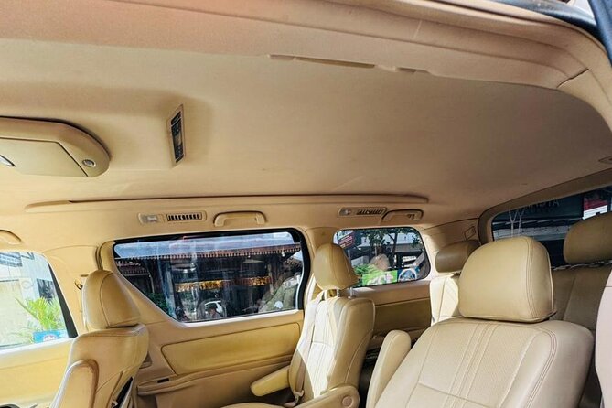 Hotel and Airport by Shuttle Minivan - What is included, and what is not