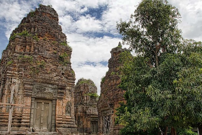 Kampong Phluk Floating Village and Roluos Group Tour - Why combine Tonle Sap with the Roluos temples?