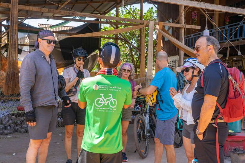 Kampong Phluk: Floating Village Sunset Bike Tour or E-Bike - Reaching Kampong Phluk and Its Tall Stilt Houses
