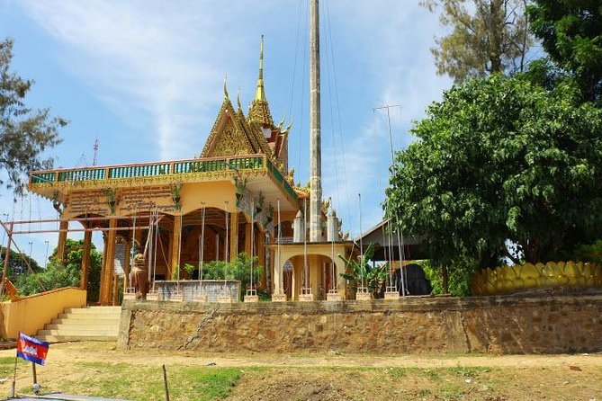 Kampong Phluk Floating Village & Sunset Lake Canoe Tour - Sunset on the lake