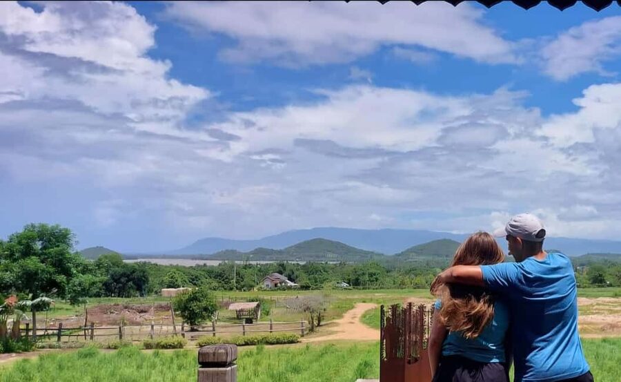 Kampot: Pepper Farm Tours, Salt, Lake & Phnom Chhngok Temple - Brateak Krola, Kampot’s Secret Lake