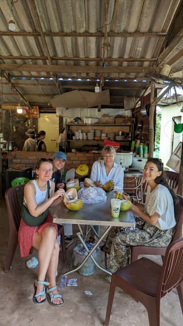 Kampot Pepper & Kep/Crab Market Tours: Salt, Secret lake - Kep beach and old town