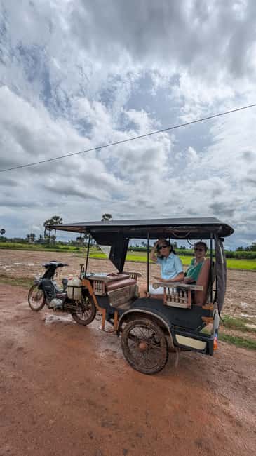 Kampot Pepper & Kep/Crab Market Tours: Salt, Secret lake - Salt fields before the heat of the day