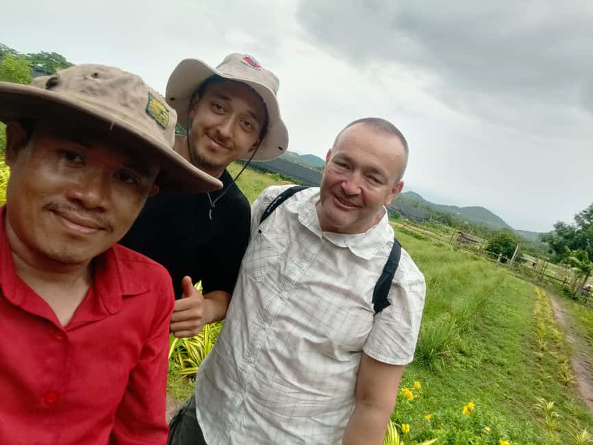 Kampot-Phnom Penh include Pepper farm Tour, Salt field, Lake - Kampot pepper without the sales pitch