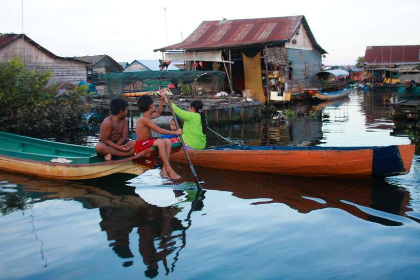 Kayaking & Floating Village in Siem Reap - Quiet views and a stop on the lake