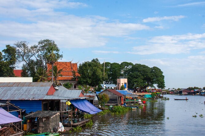 Kayaking & Floating Village in Tonle Lake - Ending with a Tonle Sap sunset