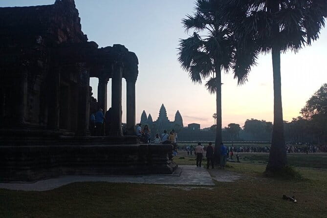 Kbal Spean, Banteay Srei, Beng Melea & Rolous temples Tour - Beng Mealea: the day’s strongest sense of discovery