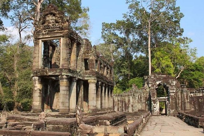 Kbal Spean, Banteay Srei & Grand Circuit - The Grand Circuit: several temples in one afternoon