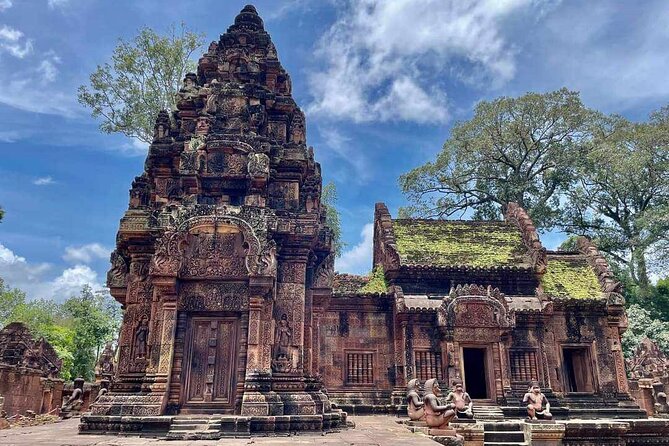 Kbal Spean Lingar River, Banteay Srei Temple & Pre Rup Tour - Kbal Spean, a forest walk to carved water