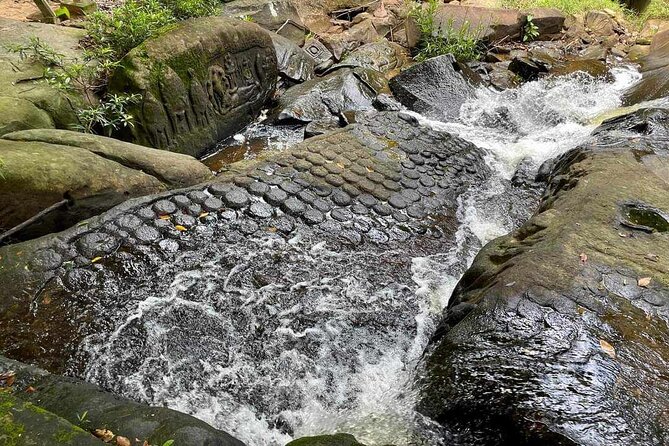 Kbal Spean Lingar River, Banteay Srei Temple & Pre Rup Tour - Pre Rup, a brick pyramid with height