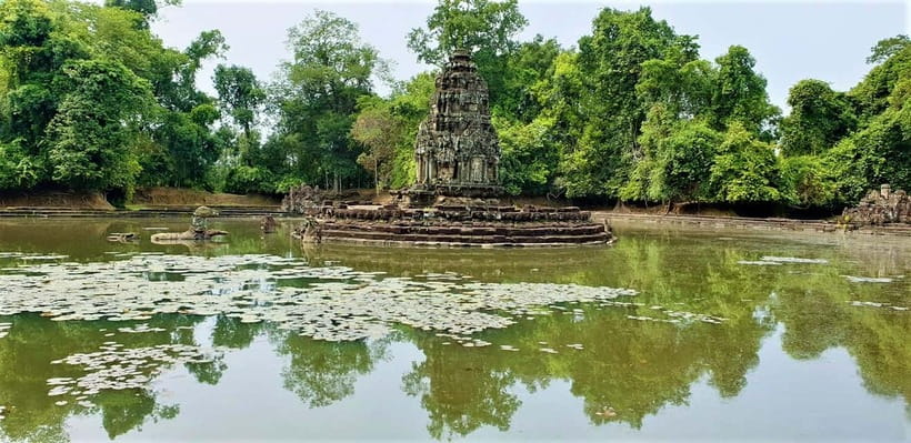 Kbal Spean Trekking Tour with Banteay Srei & Landmine Museum - Kbal Spean and the River of 1000 Lingas