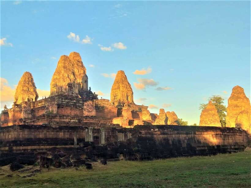 Kbal Spean Trekking Tour with Banteay Srei & Landmine Museum - Banteay Srei brings the pink sandstone into focus