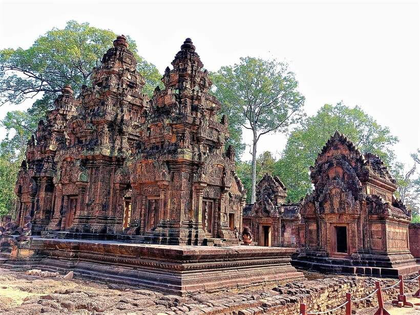 Kbal Spean Trekking Tour with Banteay Srei & Landmine Museum - What the $35 price really covers