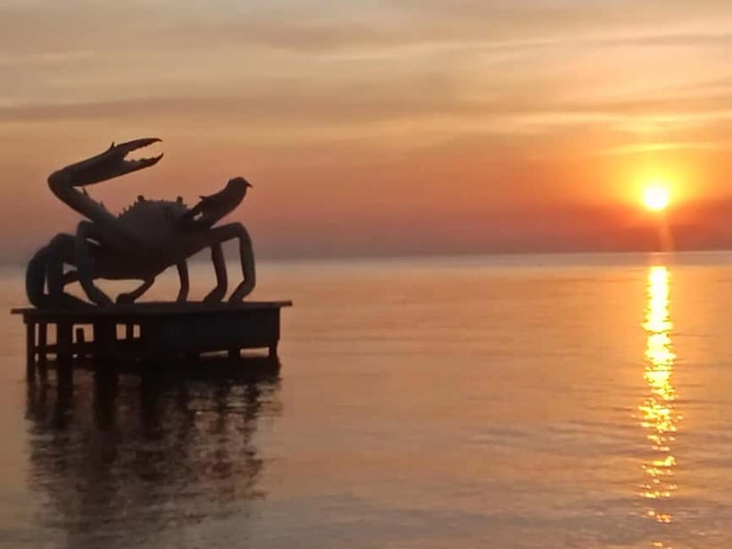 Kep: Discover kampot pepper farm/lake & Salt fields...more - Kep beach and the crab market