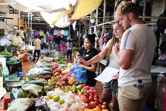 Khmer Cooking Class Half Day (AM or PM) - Learning the recipes in a private kitchen