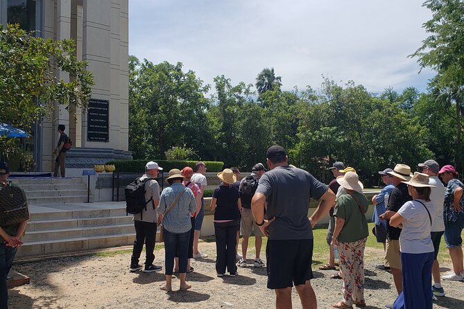 Killing Field and Genocide Museum private haft day Tour - Who should book this half-day tour