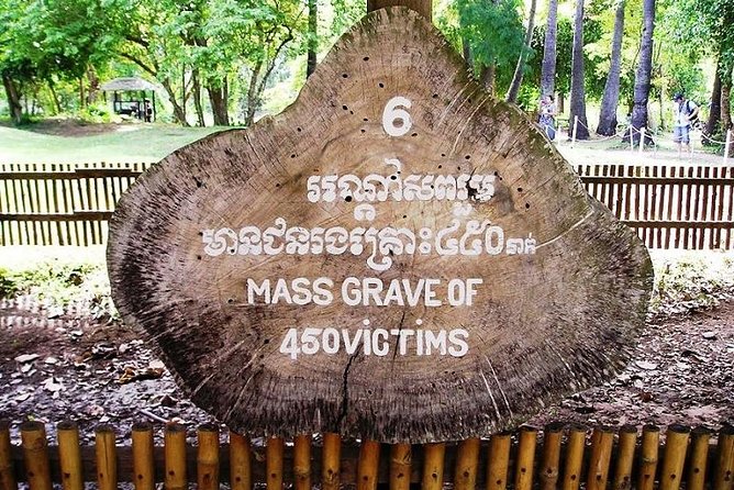 Killing Field & Paddy Rice Fields Tuk Tuk Adventure - The difficult history at Choeung Ek