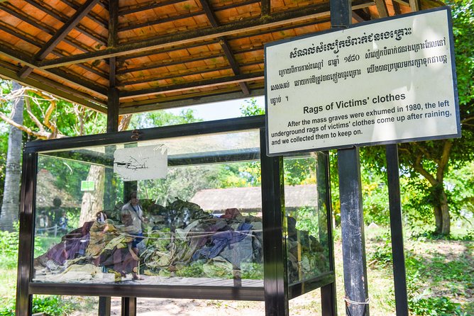 Killing Fields and Prison S21 Bus Tour - Timing, group size, and the risk of a rushed visit