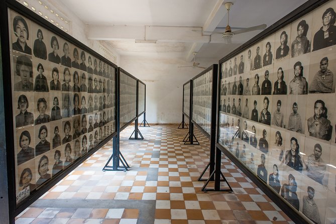 Killing Fields & Toul Sleng Genocide Museum Tickets With Tuk Tuk - Audio pacing versus a local guide