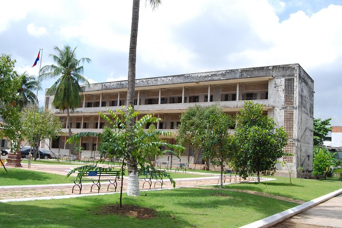 Killing Fields & Toul Sleng Genocide Museum Tickets With Tuk Tuk - Starting at Tuol Sleng, a school turned prison