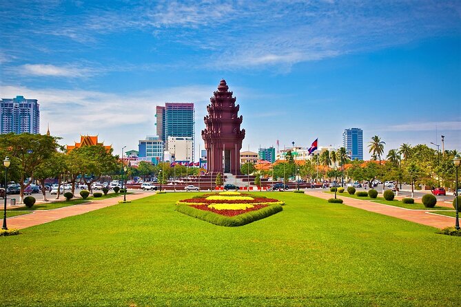 Koh Dach Silk Island and Phnom Penh Full Day Private Tour - Royal Palace and Silver Pagoda