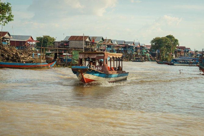 Kompong Khleang Floating Village Half-Day Private Tour - The optional 15-minute flooded forest trip