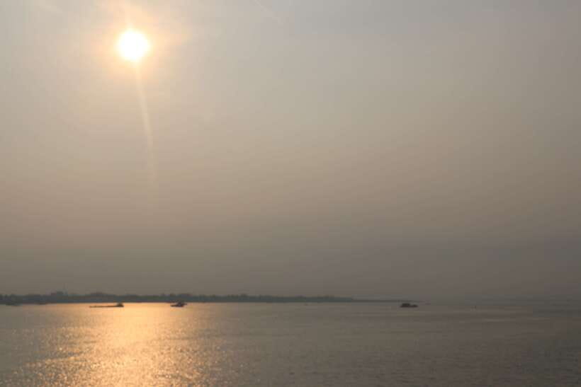 Kompong Phluk Floating Village Tour from Siem Reap - Schools, Homes, and the Pagoda Temple