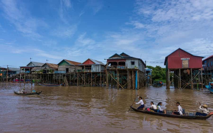 Kompong Pluk Tour - Seeing Kompong Phluk’s stilted homes by boat