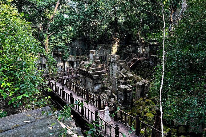 Kulen Mountain Beng Mealea and Banteay Srei Tour from Siem Reap - A grilled lunch beside Kulen Mountain’s waterfall