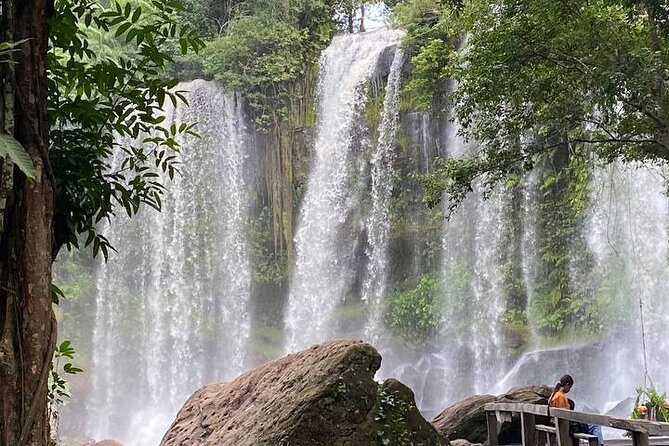 Kulen Mountain Waterfall Guided Tour with Local Lunch and Ticket - Lunch Near Banteay Srei Gives the Day a Local Finish