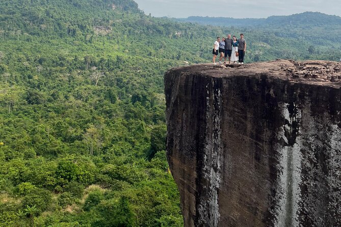 Kulen Mountain Waterfalls the National Park - Meeting the reclining Buddha at Wat Preah Ang Thom