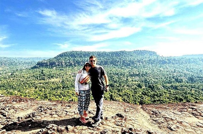 Kulen Waterfall and Banteay Srei -Lady Temple - What to bring and how to plan the day